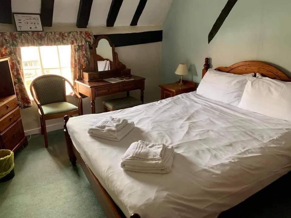 Swan Hotel Harleston Экстерьер фото